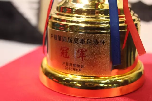 这次他让全世界刮目相看，当男篮队长仅10天，胡明轩就官宣好消息